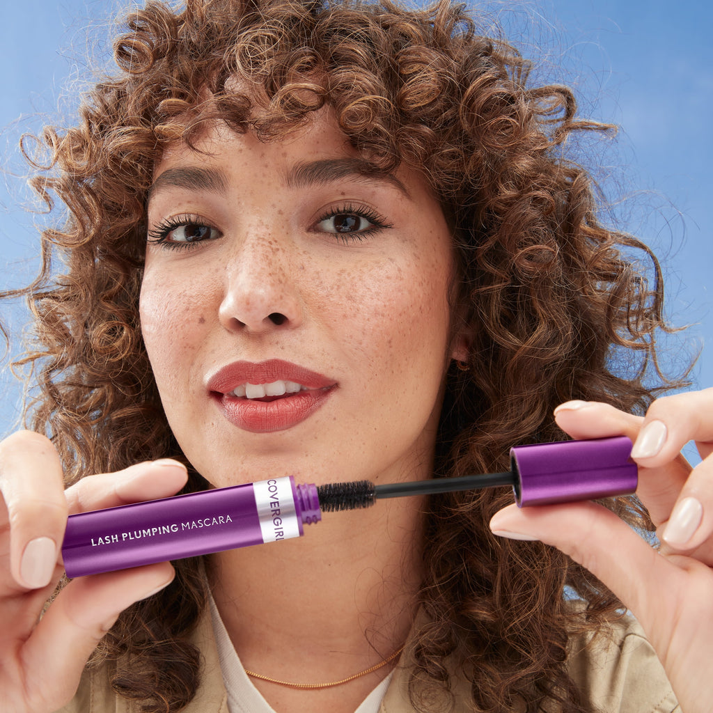 COVERGIRL Simply Ageless Lash Plumping 3-in-1 Mascara, 115 Dark Brown, 0.4 fl oz